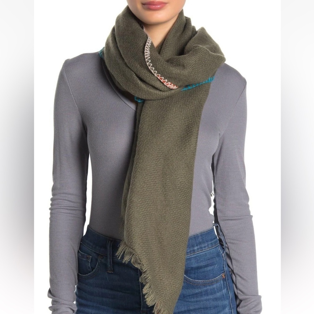 NWT Free People Common Thread Cozy Blanket Stitch Scarf Sage Green Boho